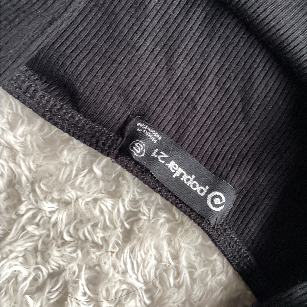 Popular 21 Black Ribbed Top - Picture 4 of 4